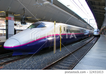 Shinkansen E 2 system 12431813