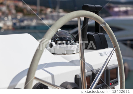 Sailing yacht control wheel and implement. 12432651