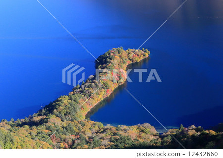 Lake Chuzenji Luggage Lake Chuzenji Luggage 12432660