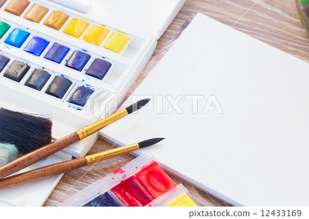 white canva with watercolor stroke white canva with watercolor stroke 12433169