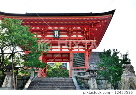 Kiyomizu-dera Temple Niomon Gate Kiyomizu-dera Temple Niomon Gate 12433556