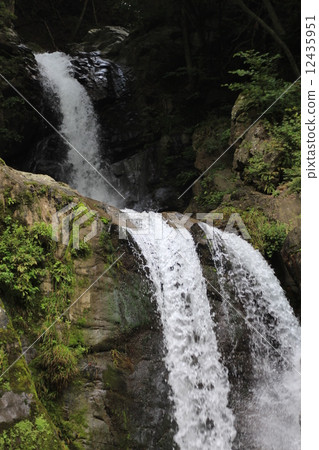 Ryujin Falls (Ueno village, Gunma prefecture) 12435951