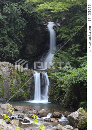 Ryujin Falls (Ueno village, Gunma prefecture) Ryujin Falls (Ueno village, Gunma prefecture) 12435956