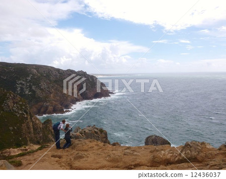 At Loca Cape At Loca Cape 12436037