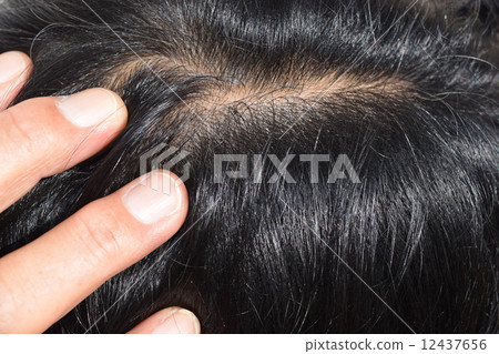 Hair image of male in his 50's 12437656