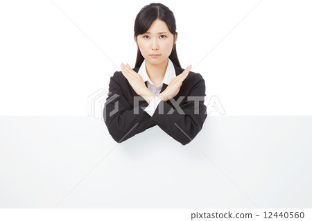穿過留言簿的女實業家 12440560