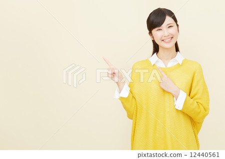 Female pointing Female pointing 12440561
