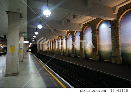 London Underground Station London Underground Station 12441136