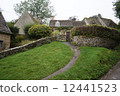 British old houses 12441523