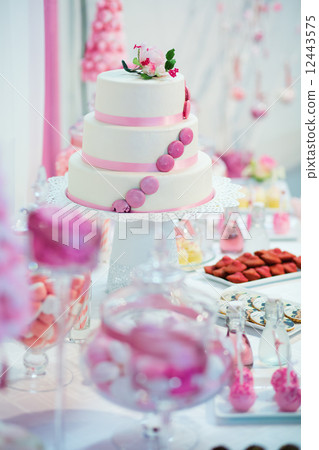 Pink and white wedding cake Pink and white wedding cake 12443575