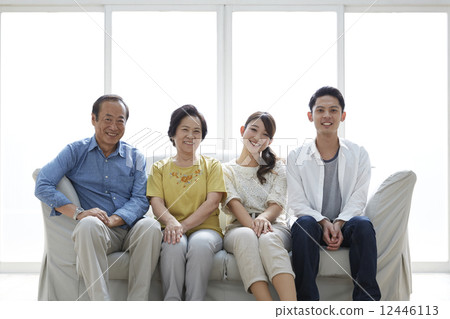 Family family 12446113