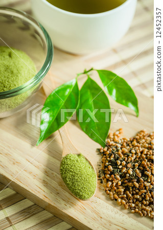 powdered green tea on bamboo napkin texture 12452357