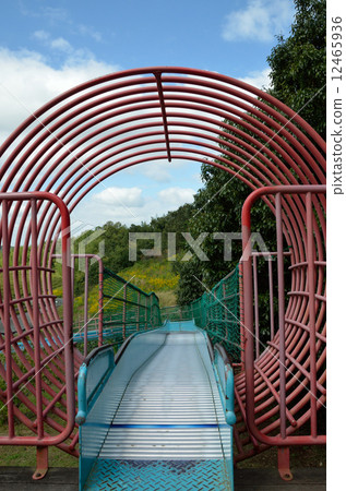 Slide entrance 12465936