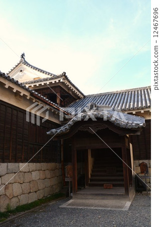 松山城堡在初秋 12467696