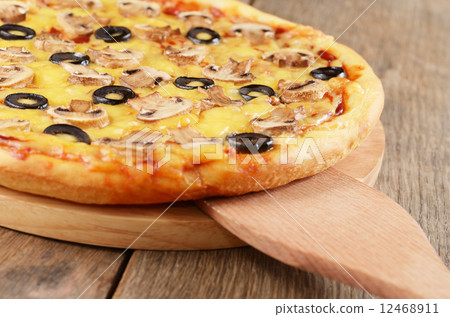 Mushroom pizza 12468911