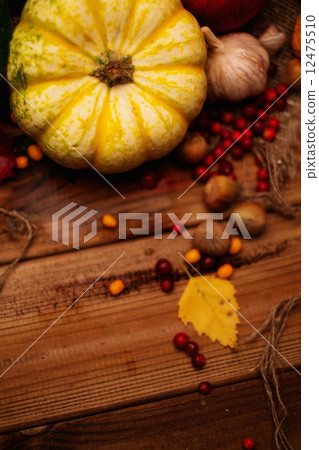 Thanksgiving day autumnal still life Thanksgiving day autumnal still life 12475510