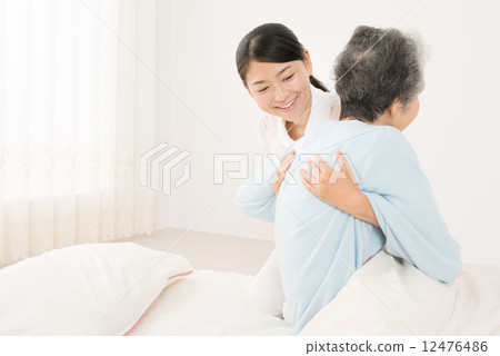 Home visit care image 12476486