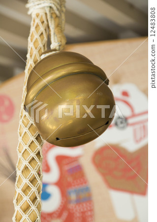 Shrine's bell Shrine's bell 12483808
