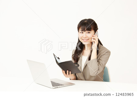 30的女商人書桌圖像 12483965