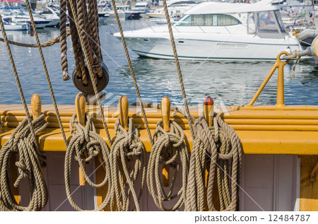 Blocks and tackles of a sailing vessel 12484787