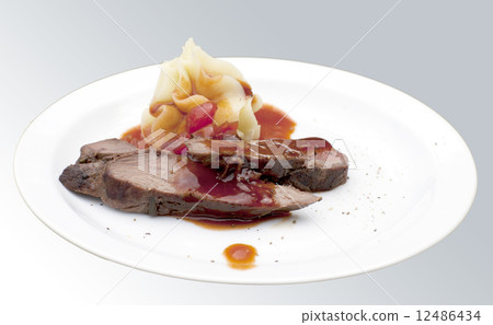 Deer sirloin, served with mashed potatoes with roasted garlic an Deer sirloin, served with mashed potatoes with roasted garlic an 12486434