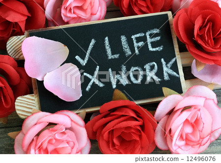 concept of work life balance 12496076