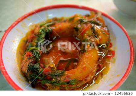 越南魚類菜餚 12496626