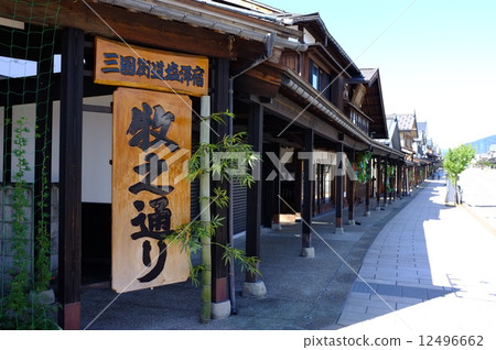 Shirozawa Inn酒店位於三國道 Shirozawa Inn酒店位於三國道 12496662