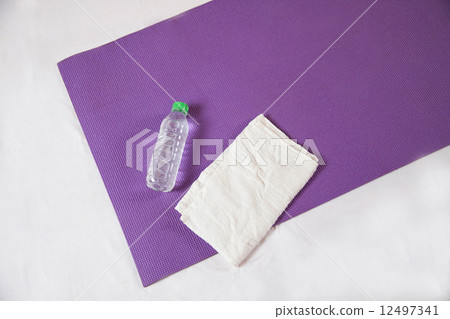 瑜伽墊 12497341