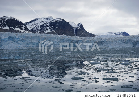 Glacier 12498581