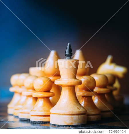 Chess Leader Leading His Army White Wooden Figures Chess Leader Leading His Army White Wooden Figures 12499424