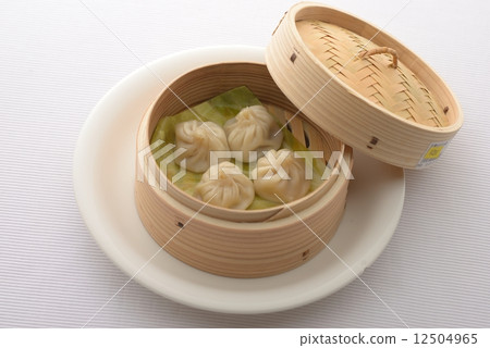 Xiaolongbao 12504965