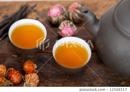 Chinese style herbal floral tea Chinese style herbal floral tea 12508317