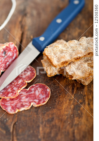 italian salame pressato pressed slicing 12508360