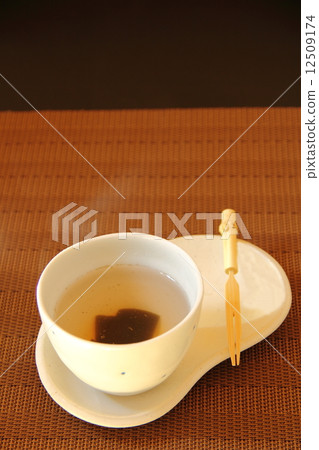 海帶茶 12509174