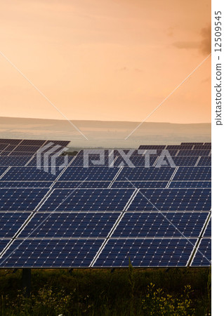 Power plant using renewable solar energy Power plant using renewable solar energy 12509545