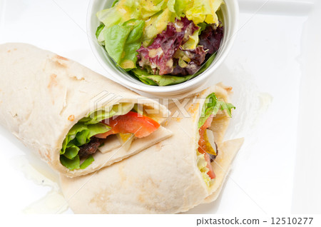 kafta shawarma chicken pita wrap roll sandwich 12510277