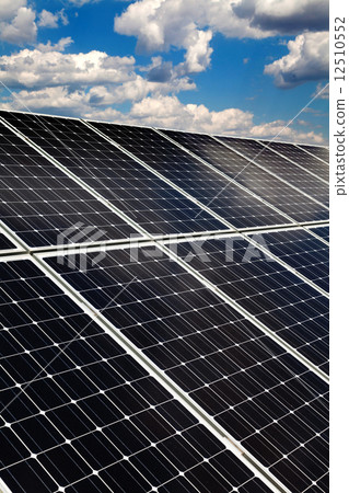 Power plant using renewable solar energy Power plant using renewable solar energy 12510552