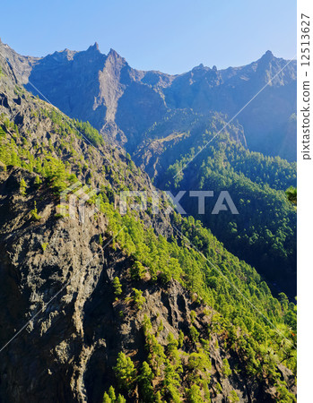 Caldera de Taburiente National Park on La Palma Caldera de Taburiente National Park on La Palma 12513627