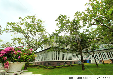 Bum Pinh Palace 12515378