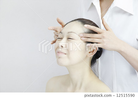 Massage natural light natural beauty Massage natural light natural beauty 12515590
