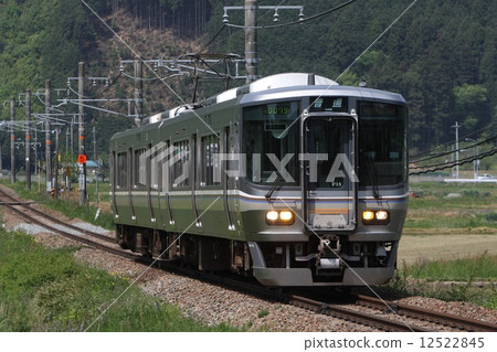 Fukuchiyama line 223 series 5500 series Fukuchiyama line 223 series 5500 series 12522845