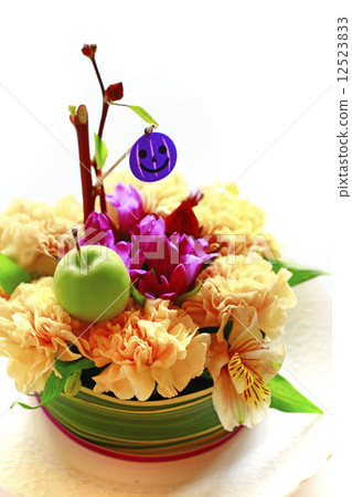 Halloween Halloween Haunted Flower Plant Flower Arrangement Colorful Yellow Purple Apple Apple Fruit Apple Apples Fruit Harvest Harvest Festival Agricultural Products Red Purple White Back Flower Carnation 12523833