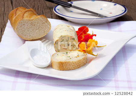 Homemade nasturtium herb butter Homemade nasturtium herb butter 12528042