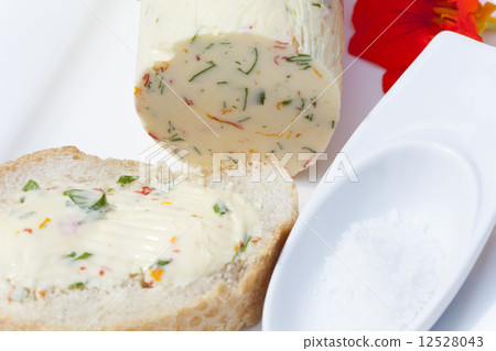 Nasturtium herb butter on baguette Nasturtium herb butter on baguette 12528043