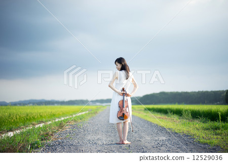A woman with a violin A woman with a violin 12529036