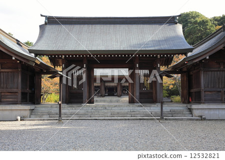 Yoshino Jingu 12532821