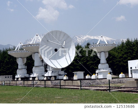 Radio telescope and Yatsugatake Radio telescope and Yatsugatake 12533686