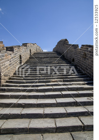 Beijing Great Wall in China, the majestic Great Wall, a symbol of China. 12533925