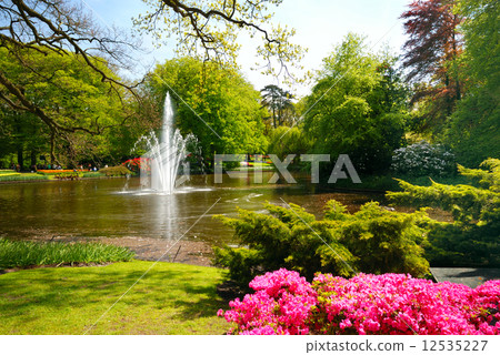 Keukenhof fountain Keukenhof fountain 12535227